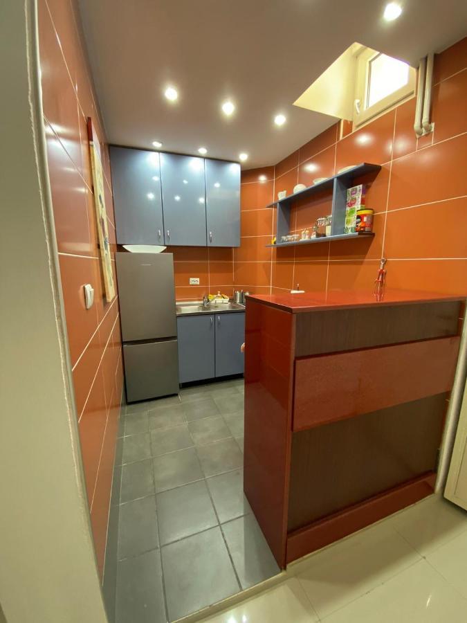 Night-Knight Appartement Smederevo Buitenkant foto