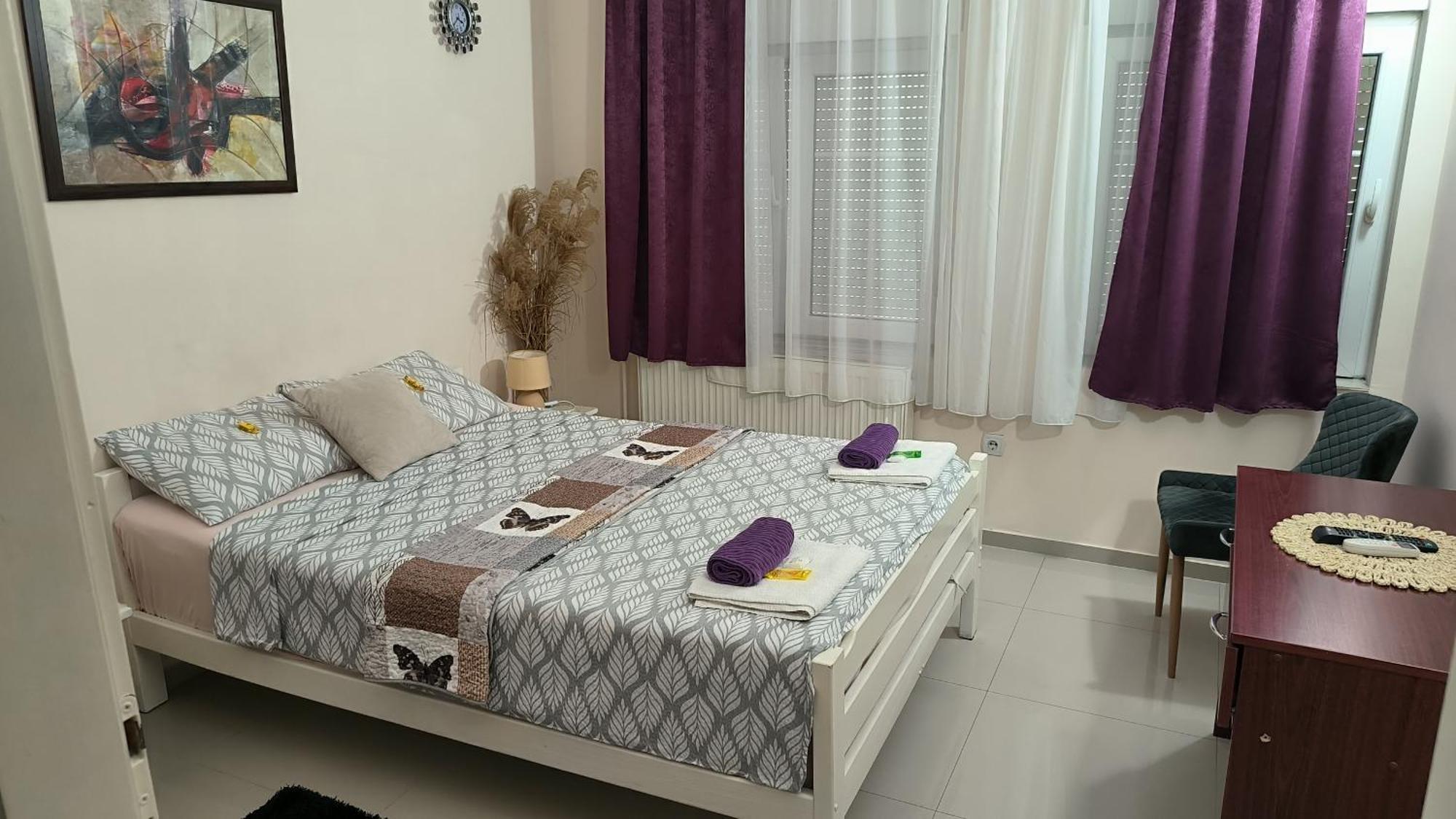 Night-Knight Appartement Smederevo Buitenkant foto